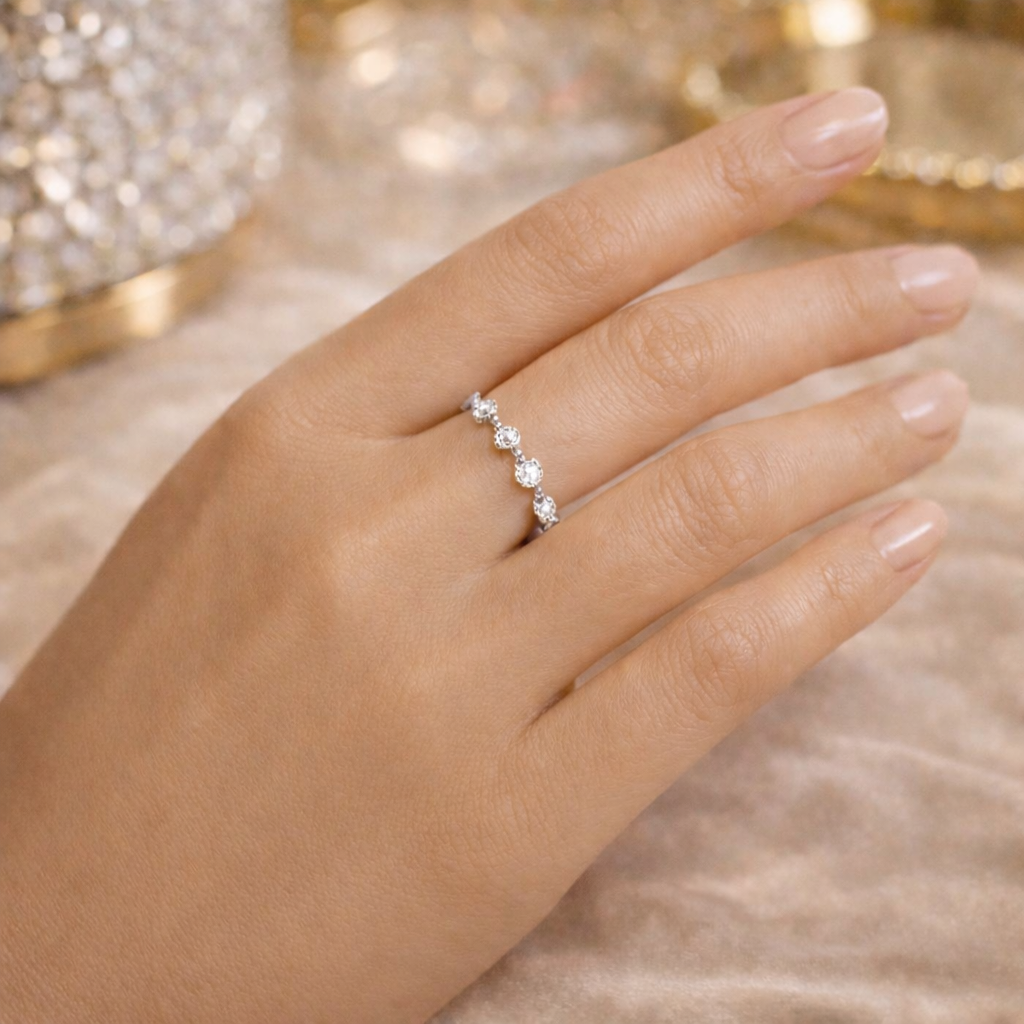 Adjustable Silver Ring with Cubic Zirconia for Women | Fashion Wave Design