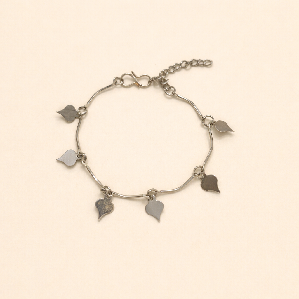Silver Heart Charm Bracelet for Women | Elegant Adjustable Fashion Jewelry