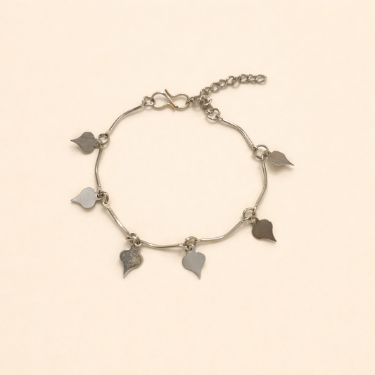 Silver Heart Charm Bracelet for Women | Elegant Adjustable Fashion Jewelry