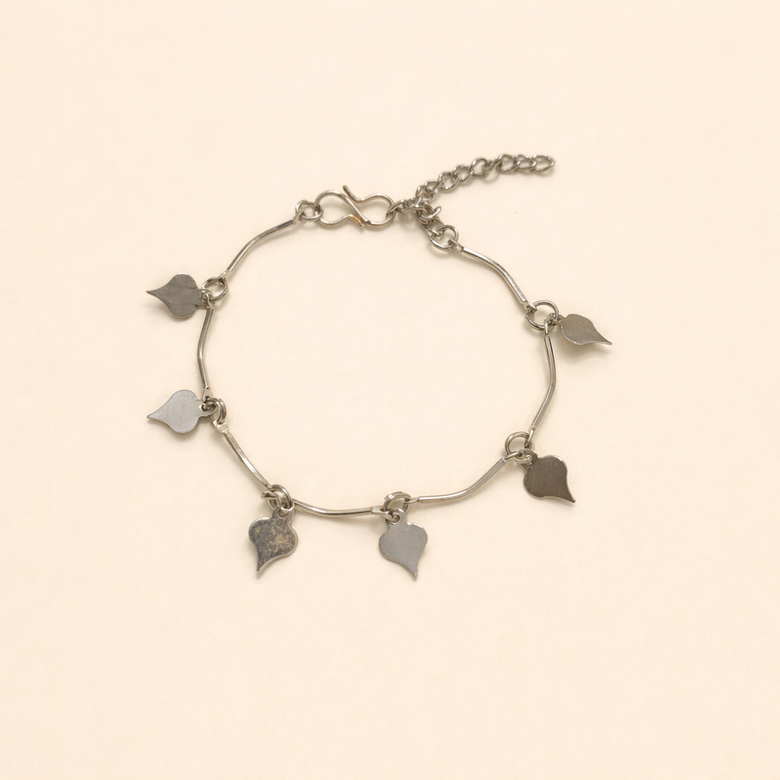 Silver Heart Charm Bracelet for Women | Elegant Adjustable Fashion Jewelry